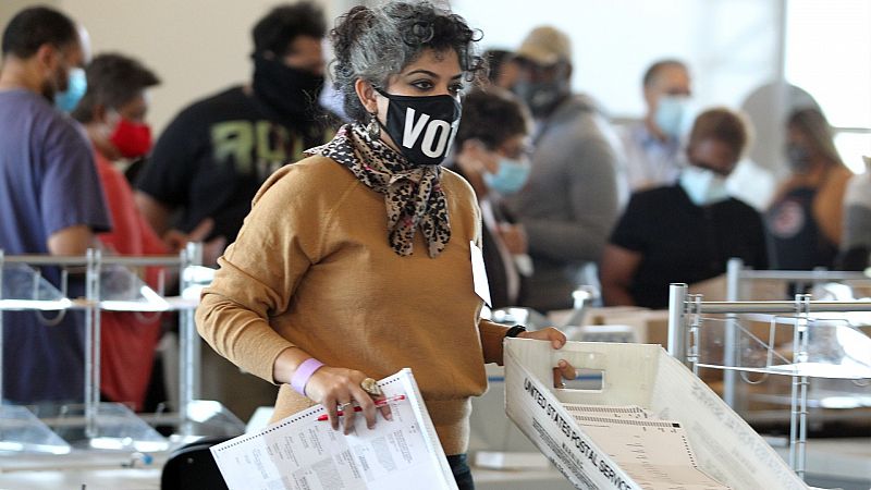 El recuento de votos anticipados en Estados Unidos, un proceso lento y minucioso