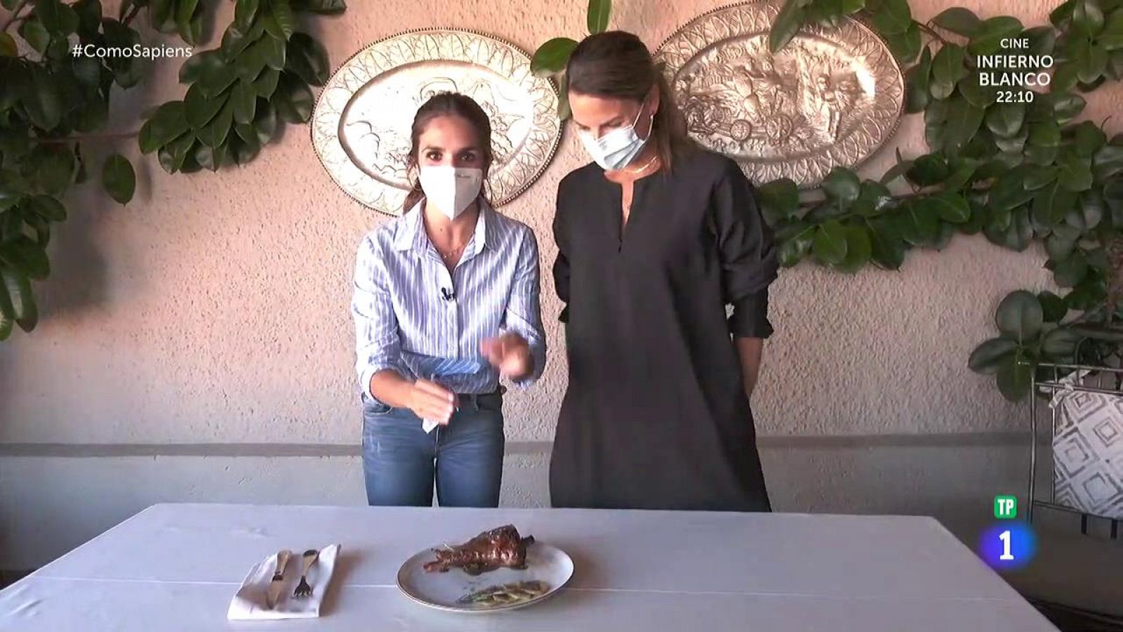 Elena Furiase come en una posada de más de 300 años | Ver