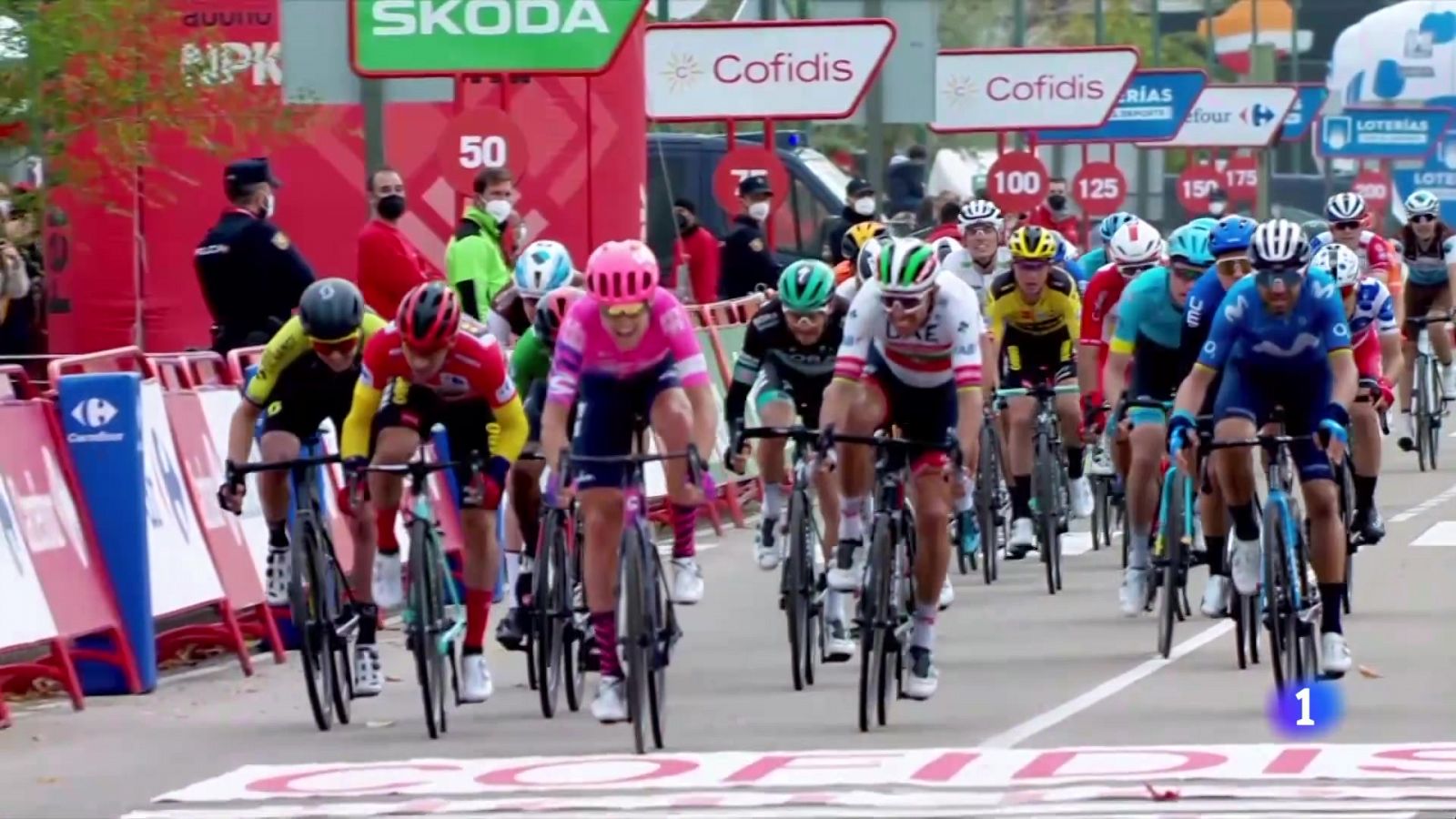 Vuelta 2020 | Cort gana y Roglic amplía su margen | Ver