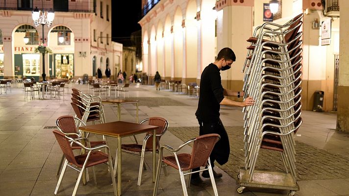 Murcia, País Vasco y 60 municipios de Galicia cierran bares y restaurantes para contener el virus