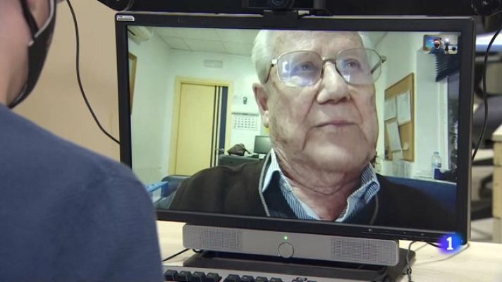 Telediario 1 - Historias del Confinamiento, un libro que recoge los relatos de 97 personas ante el coronavirus