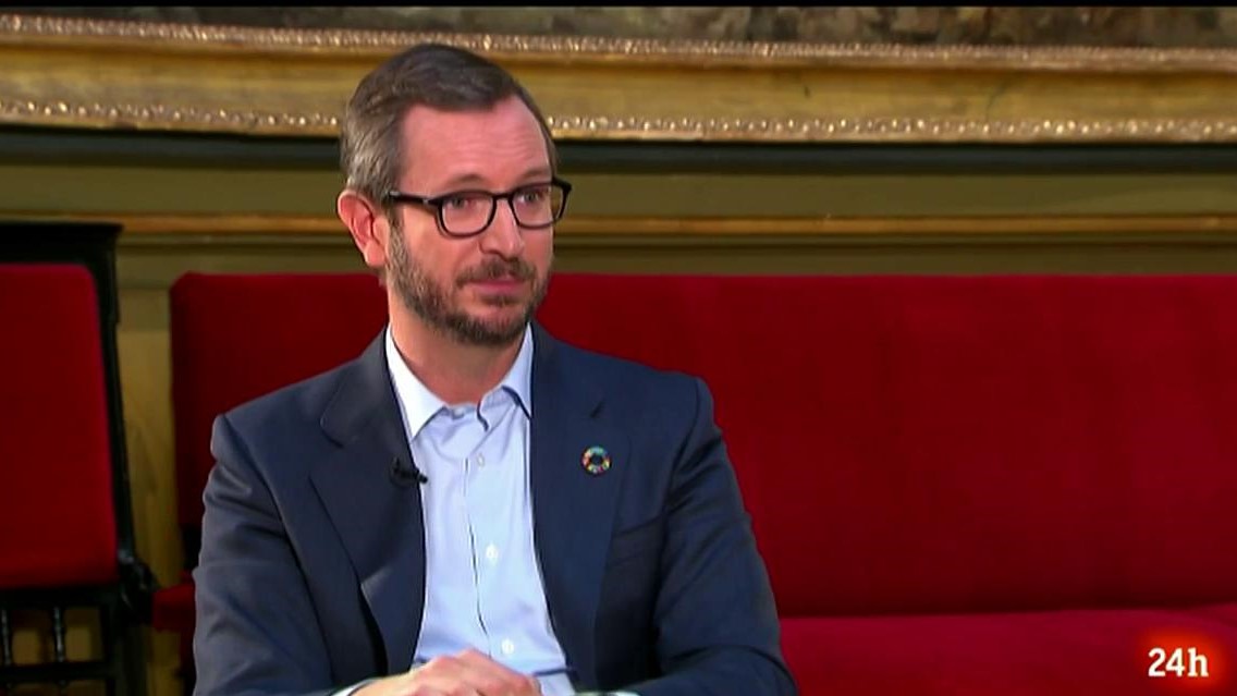 Maroto Con Pin De La Agenda 30 En Tve Burbuja Info