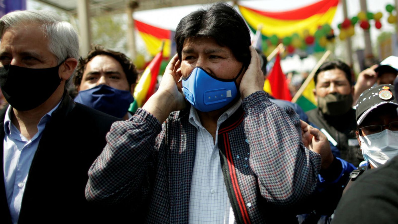 Evo Morales es recibido por una gran multitud en su regreso a Bolivia tras casi un año en el exilio - RTVE.es