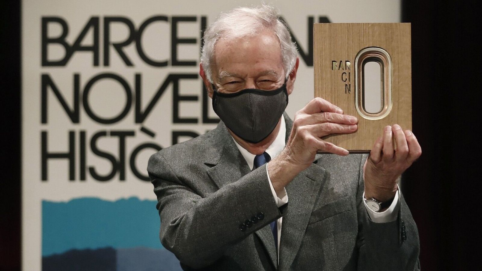 Eduardo Mendoza, premio Barcino de novela histórica