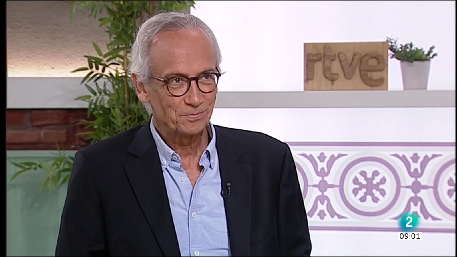 Gemma Nierga entrevista Bonaventura Clotet, cap del Servei de Malalties Infeccioses de l'Hospital Germans Trias i Pujol