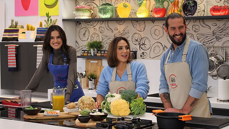 Cocina al punto con Peña y Tamara - Ñoquis de boniato a la putanesca - ver ahora