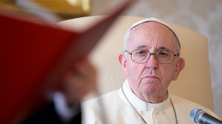 Telediario 1 - El papa insiste en "acabar con este mal" al comentar el informe sobre abusos