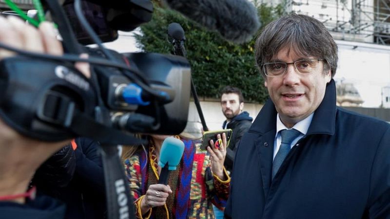 Puigdemont renuncia a ser el candidato de JxCat en las próximas elecciones catalanas