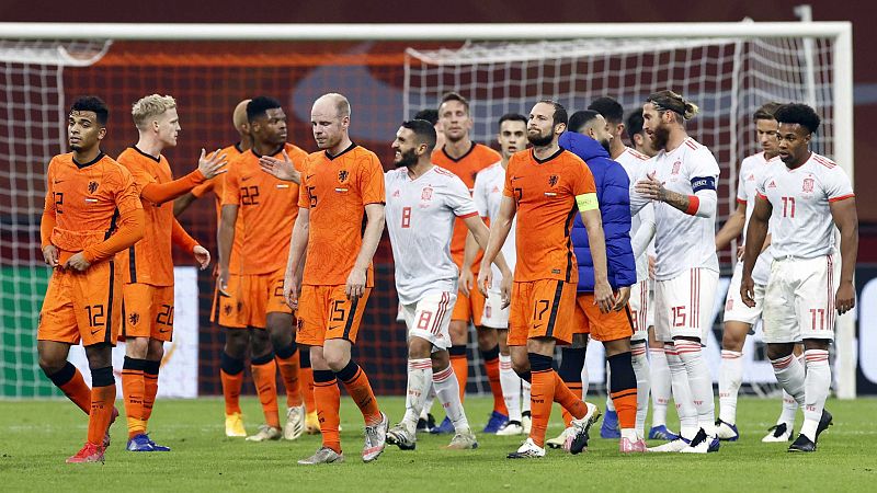 Países Bajos y España empatan en el amistoso, lo que queda en claro del partido de Amsterdam