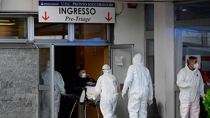 Las muertes y casos de COVID-19 vuelven a crecer en Italia
