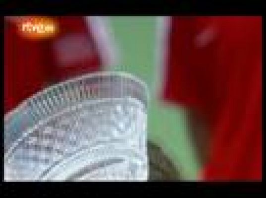  - Federer se come a Djokovic