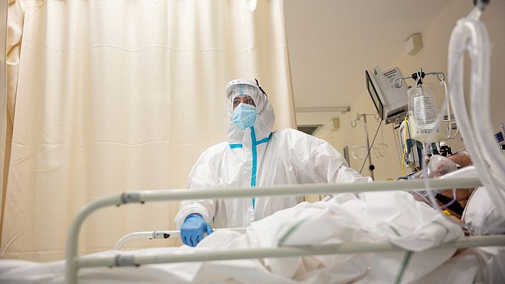 Telediario 1 - En Europa se estabiliza la curva de contagios, aunque la presión hospitalaria sigue siendo alta