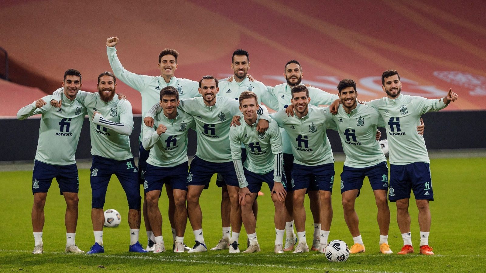 La selección española de fútbol no gana fuera de casa desde septiembre de 2019