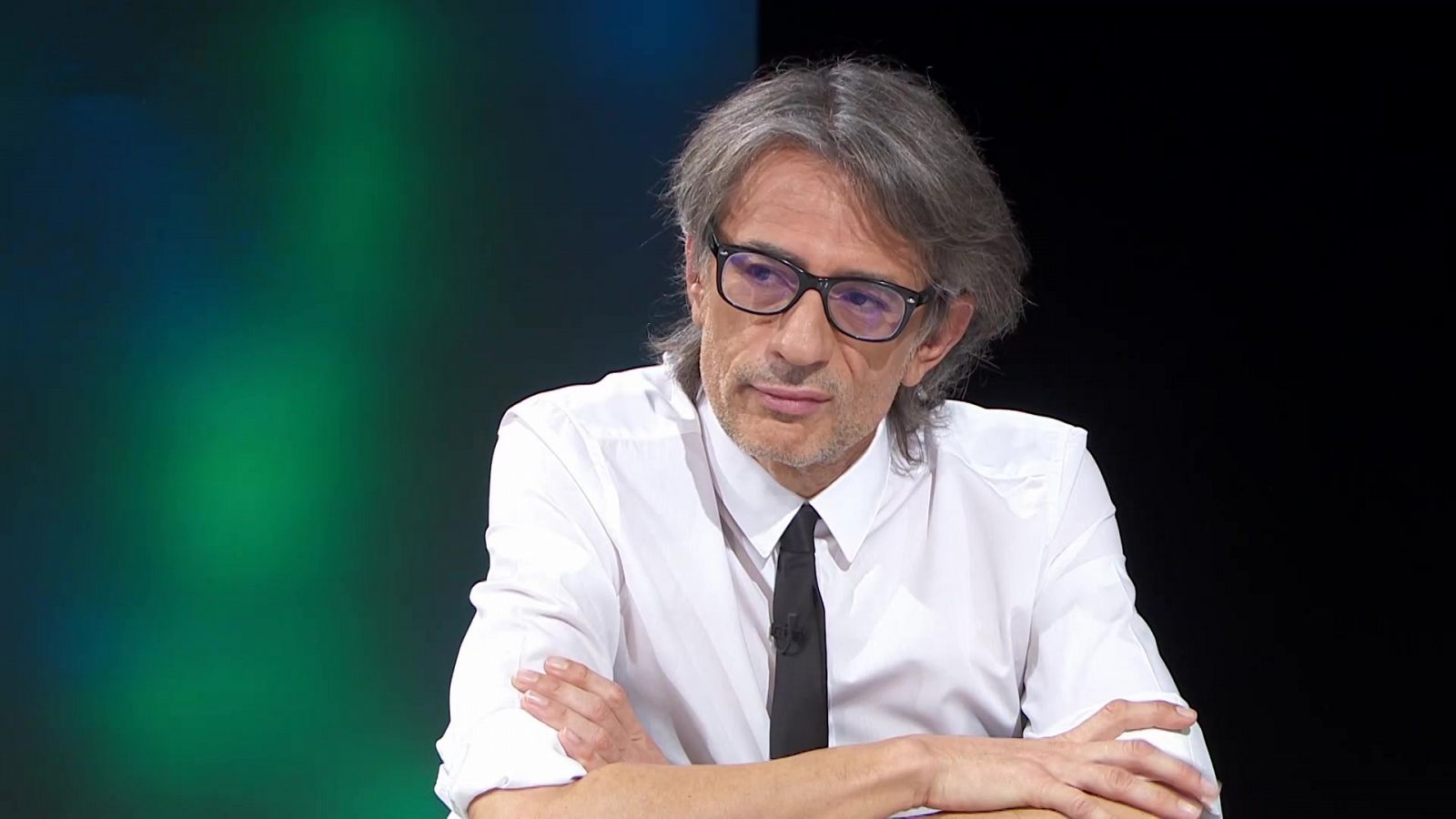 Versión española - A Esmorga (presentación) - ver ahora