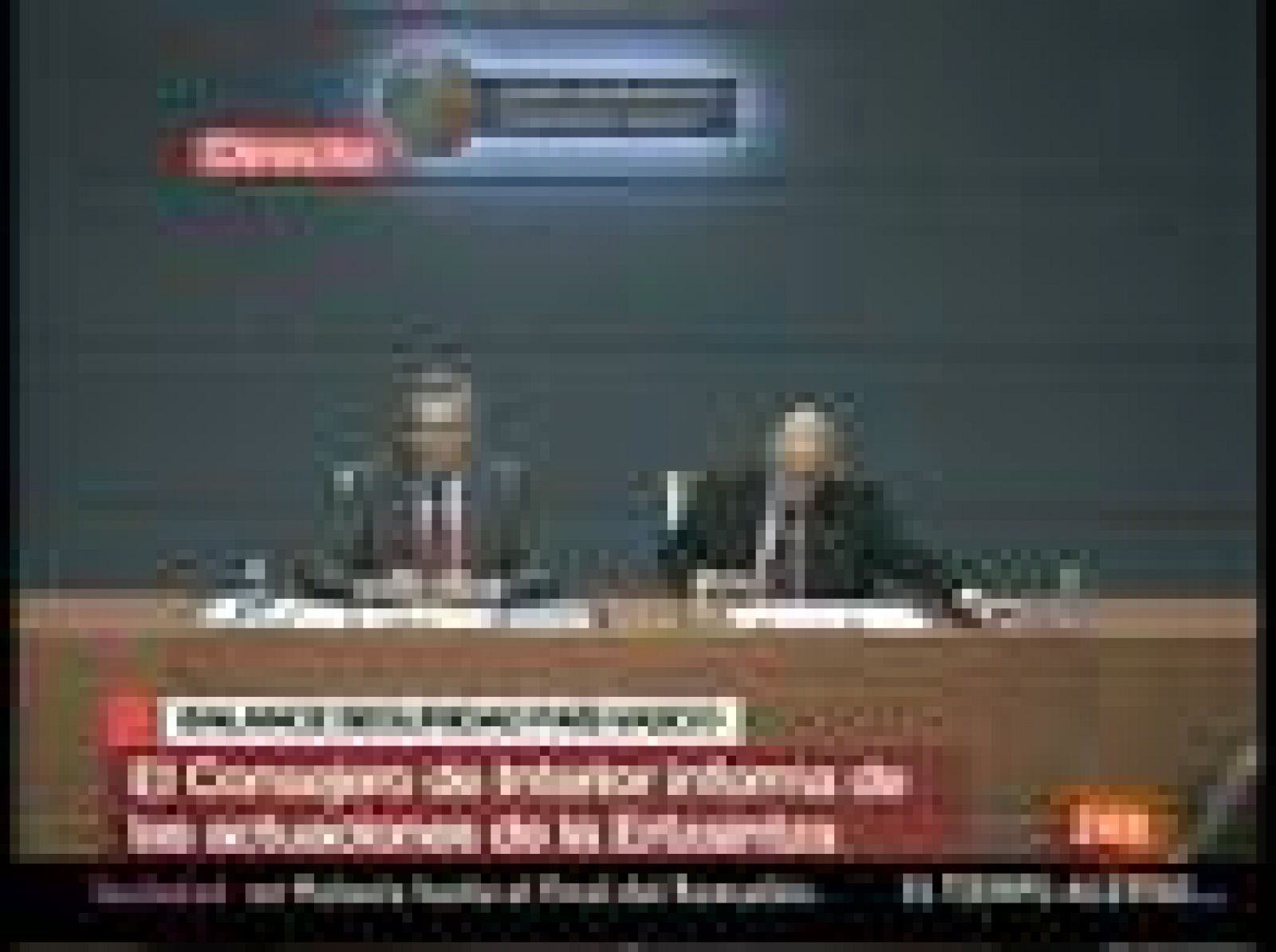 El consejero de Interior del Gobierno vasco, Rodolfo Ares, ha pedido a los ciudadanos vascos que no consuman en los establecimientos que lucen carteles con el fin de enaltecer el terrorismo e imágenes de "asesinos que extorsionan a la sociedad".