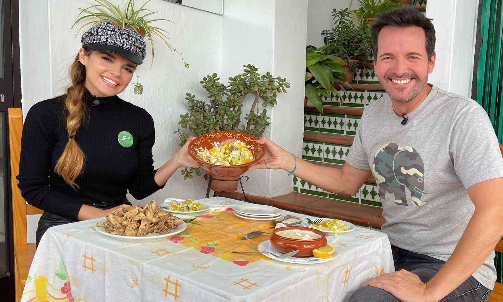 Aquí la Tierra - ¡La cantante Melody se convierte en Terrícola de Honor!