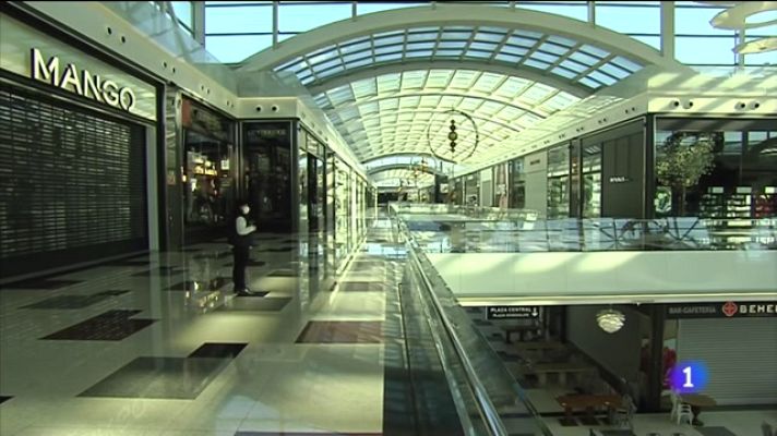 Noticias Andalucía - Centros comerciales en tierra de nadie