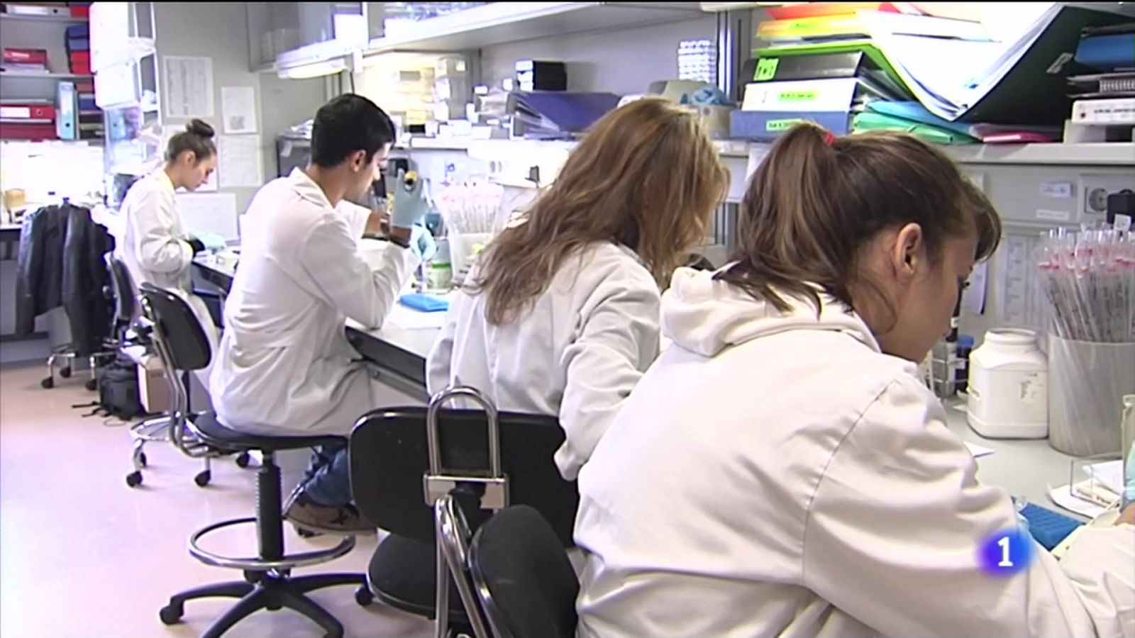 Noticias Andalucía: El Virgen del Rocío investiga nuevos biomarcadores de cáncer de pulmón | RTVE Play