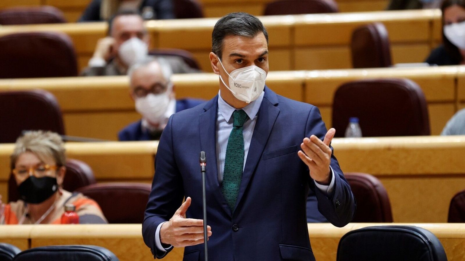 Sánchez insiste en que sus presupuestos son "indispensables" y obvia las críticas del PP al apoyo de Bildu a las cuentas
