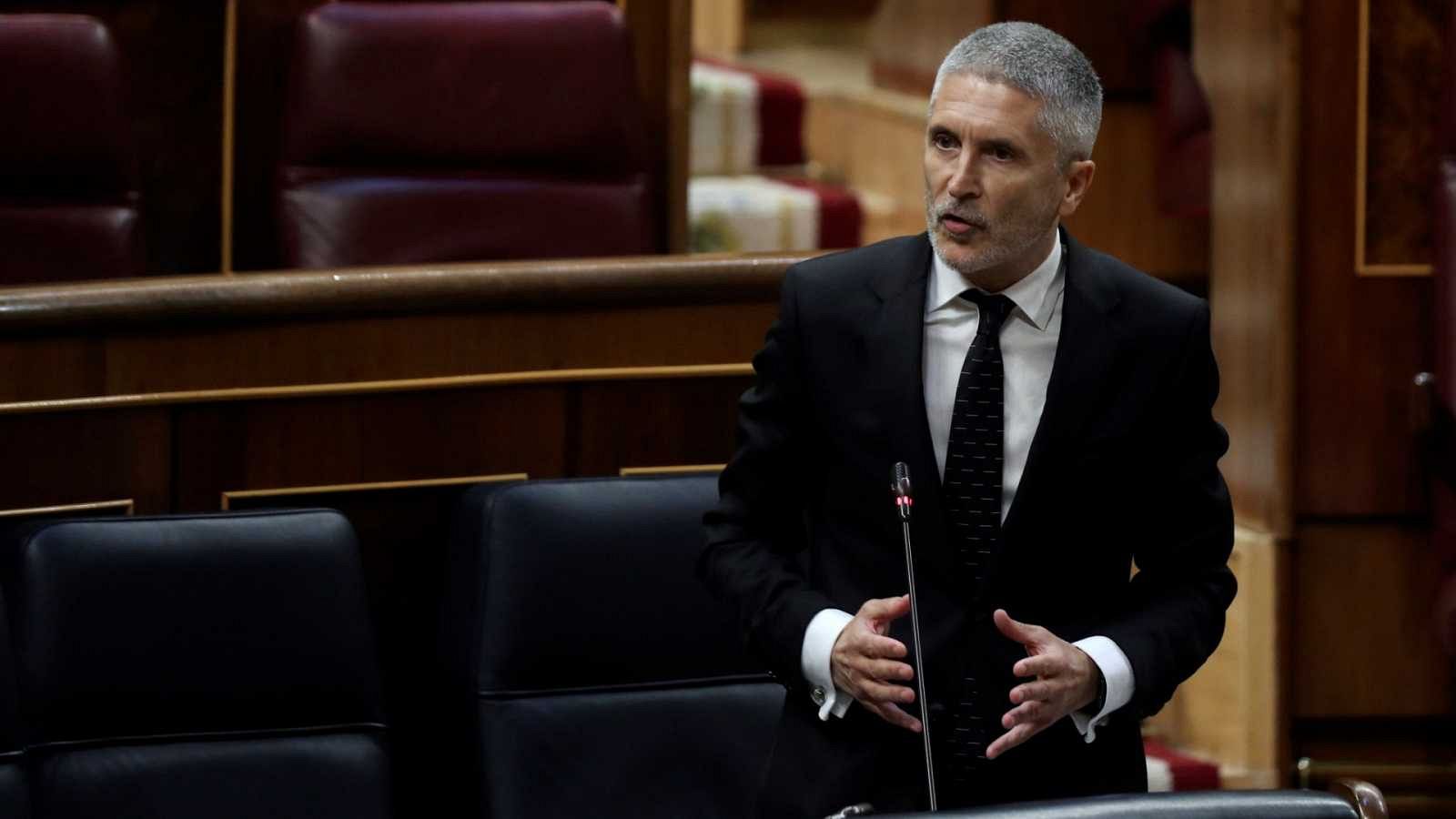 El PP pide la dimisión de Marlaska por la crisis migratoria en Canarias y acusa al Gobierno de ser "un efecto llamada"