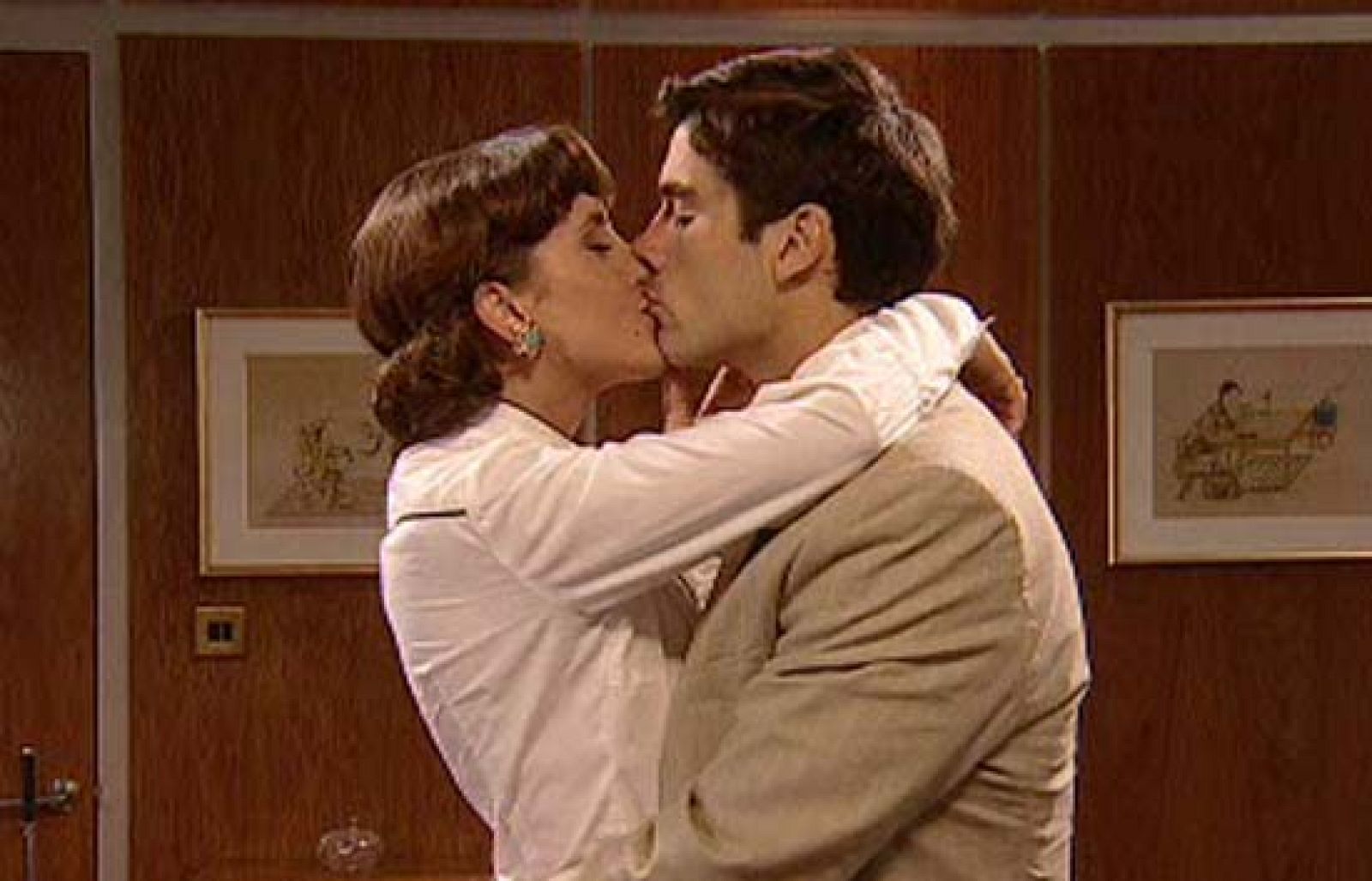 Amar - Alfonso cuenta con el apoyo de Ana