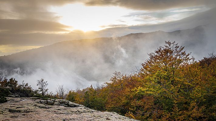 El tiempo - Nieblas localmente persistentes en la meseta Sur