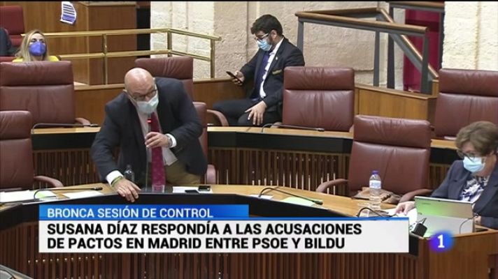 Noticias Andalucía - El portavoz de VOX abandonaba el pleno del Parlamento de Andalucía
