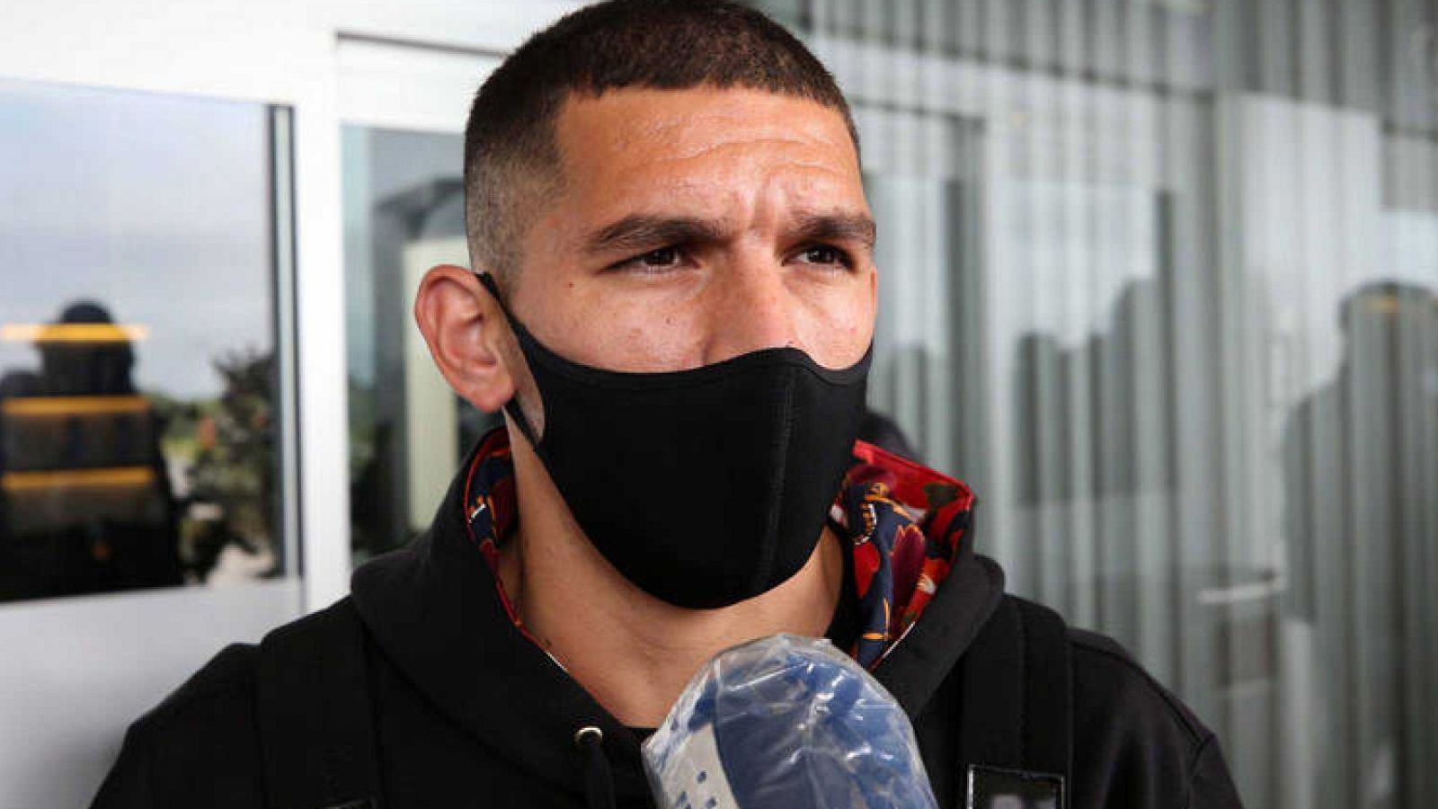 El uruguayo Torreira, positivo por COVID-19, se une a la lista de bajas del Atlético para recibir al Barça