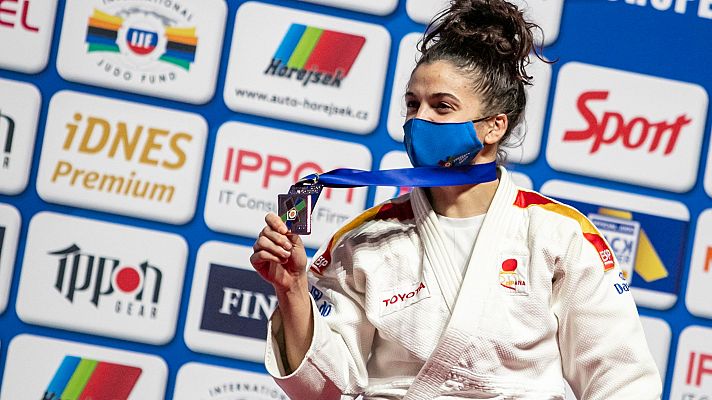 Telediario 1 - Fran Garrigós y Estrella López suman las primeras medallas en los Europeos de judo de Praga