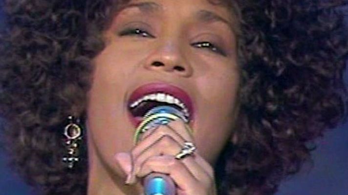 ¿Pero esto qué es? - Actuación de Whitney Houston