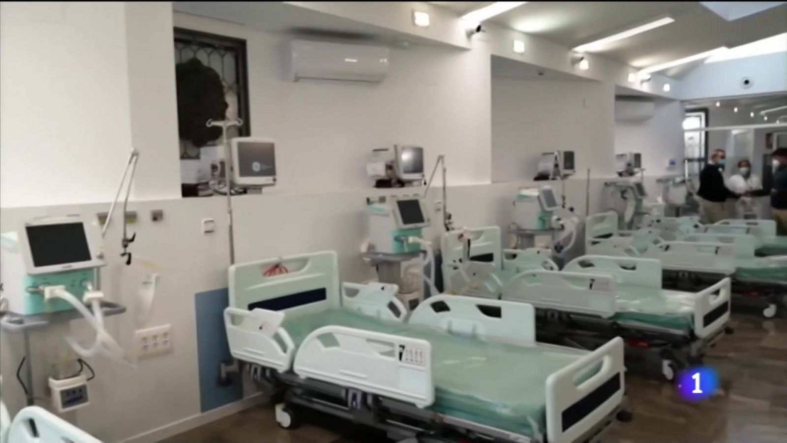 Noticias Andalucía:  La capilla de un hospital convertida en UCI | RTVE Play