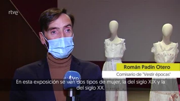  - Román Padín Otero, comisario de "Vestir épocas"