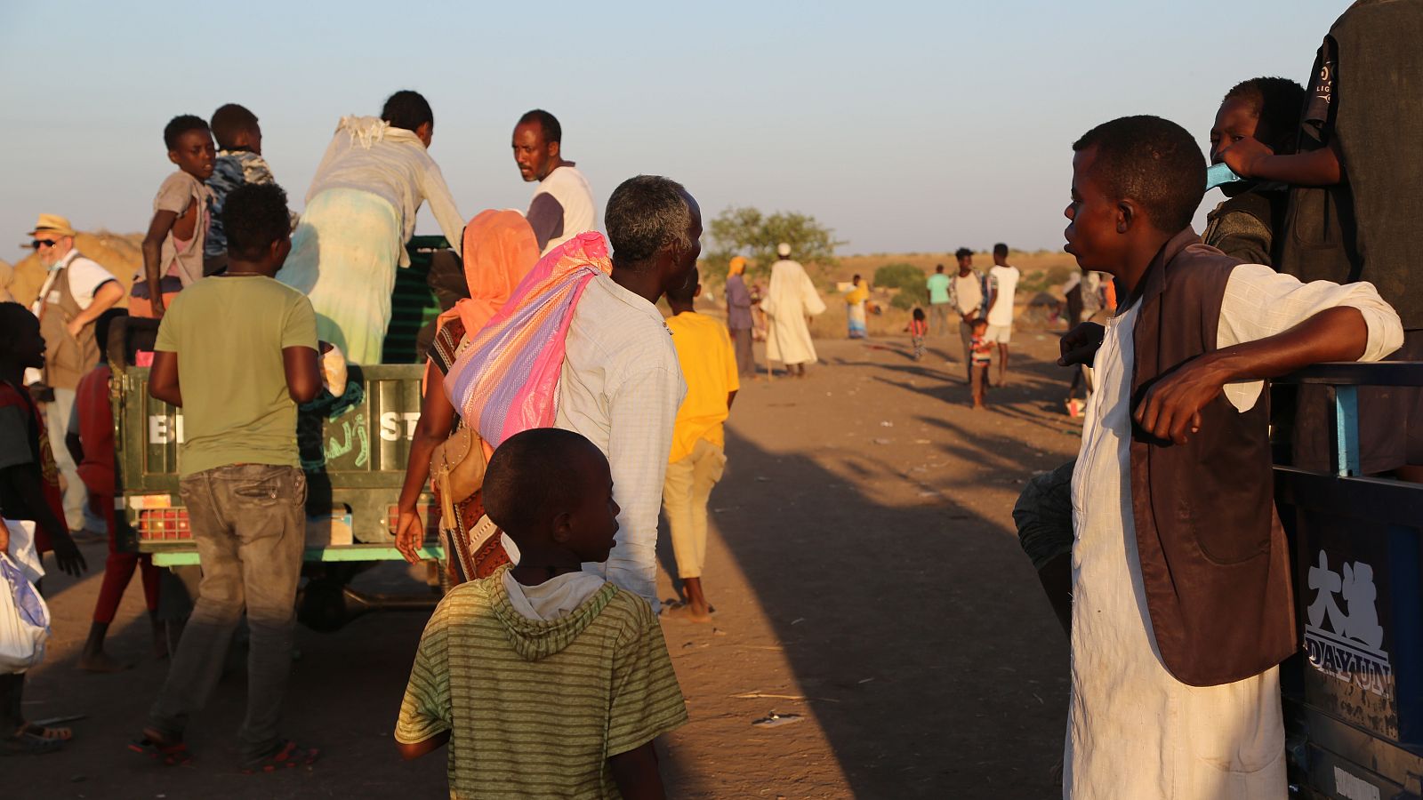 La guerra en Etiopía provoca más de 34.000 refugiados e impide llevar ayuda humanitaria a 2,3 millones de niños