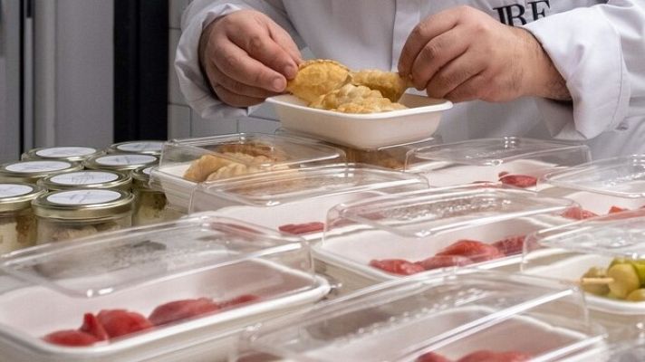 Telediario 1 - La hostelería se transforma para sobrevivir a pesar de las restricciones