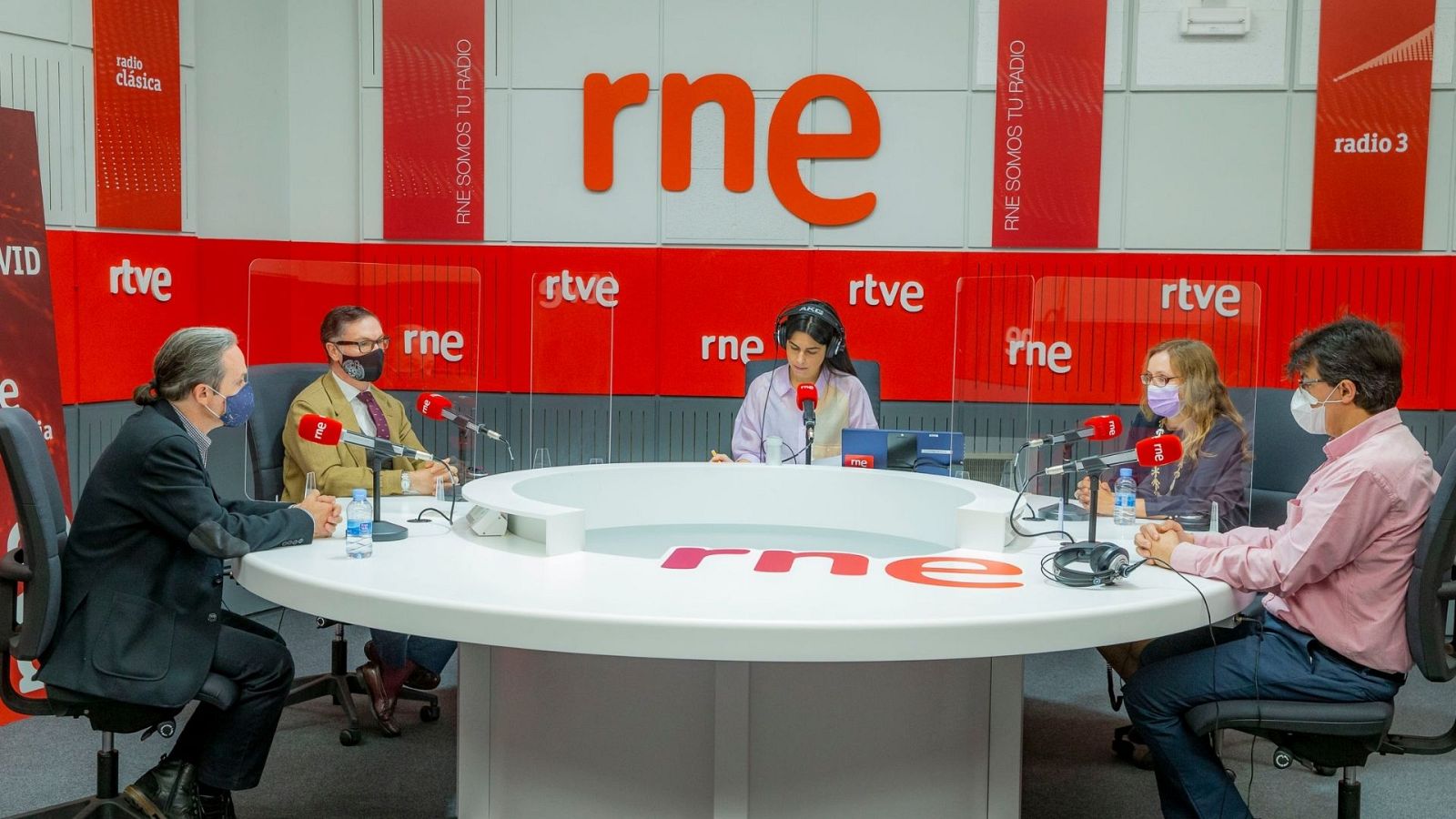 La ciencia frente al COVID - ¿Qué es el coronavirus? - Ver ahora