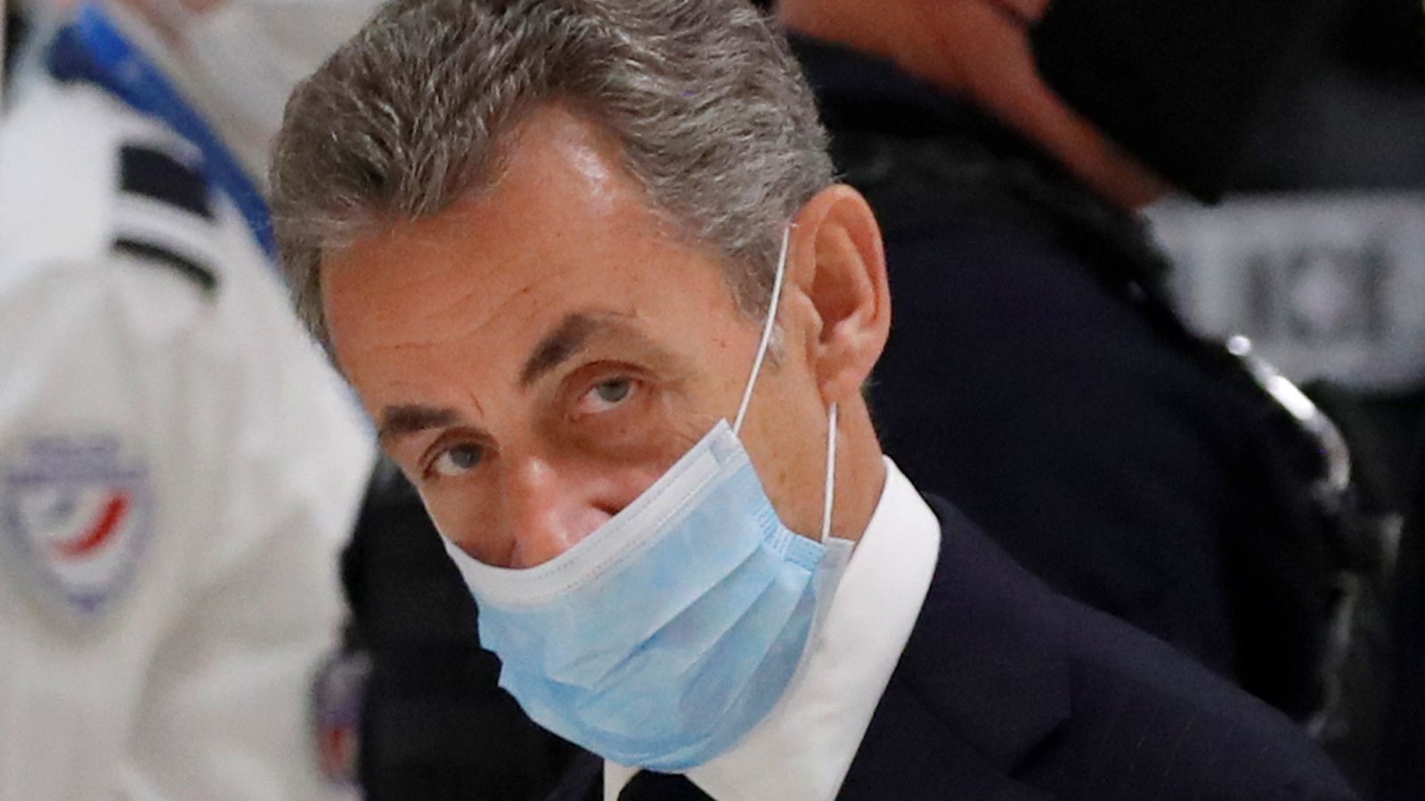 Sarkozy, en el banquillo de los acusados por corrupción y tráfico de influencias