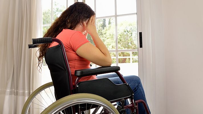 Telediario 1 - Violencia de género y discapacidad: más obstáculos para las víctimas a la hora de pedir ayuda