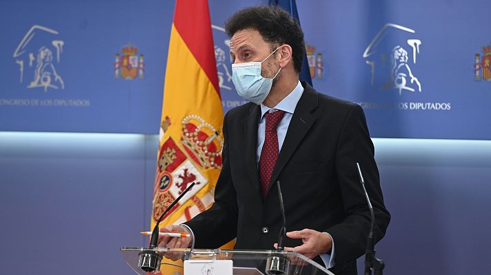 Informativo 24h - Ciudadanos anuncia la firma con el PSOE de una enmienda transaccional para implantar "una tarjeta sanitaria única" y mantiene las negociaciones sobre los PGE