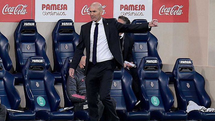 Telediario 1 - Zidane se queja del calendario: "El espectáculo no es lo mismo"