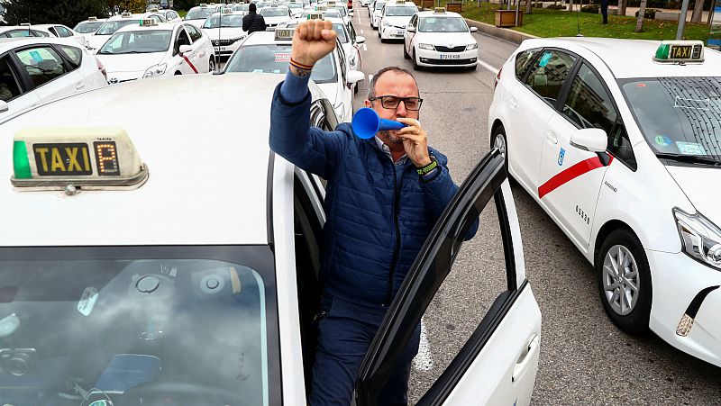 Cómo es el día de un taxista en tiempos de COVID-19