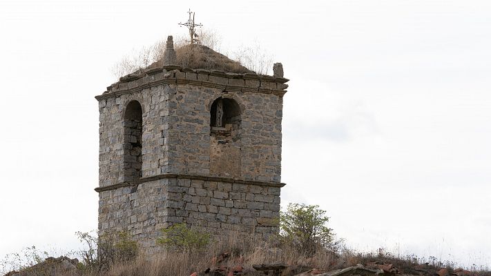 Los siete burgaleses de Fuenteodra, a punto de salvar su iglesia