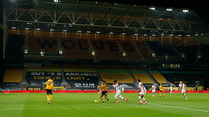Telediario 1 - La Premier se plantea aplazar algunos partidos para que puedan jugarse ya con público