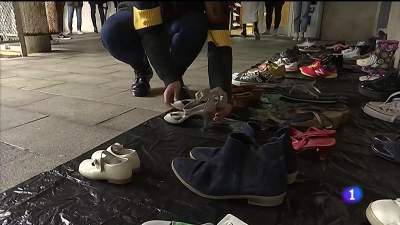 Os zapatos convértense en símbolo das vidas perdidas pola violencia machista