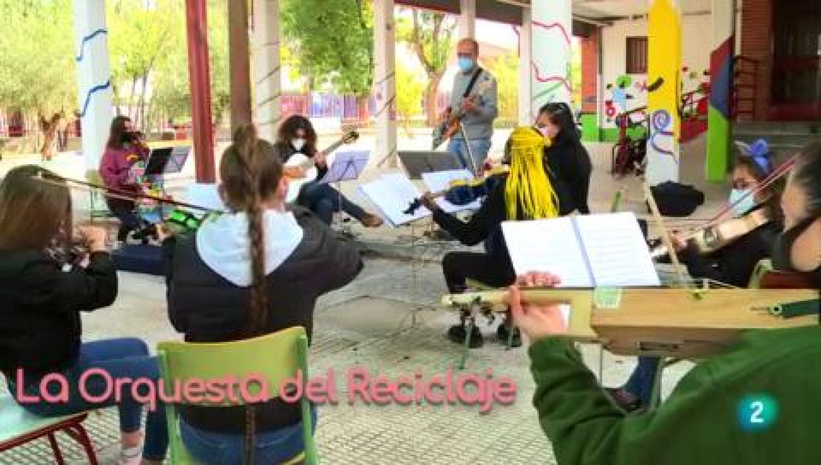 La aventura del saber Orquesta de la Musica del Reciclaje Ecoembes menores educacion valores medioambiente Cateura Asunción Paraguay vertedero #AventuraSaberMúsica