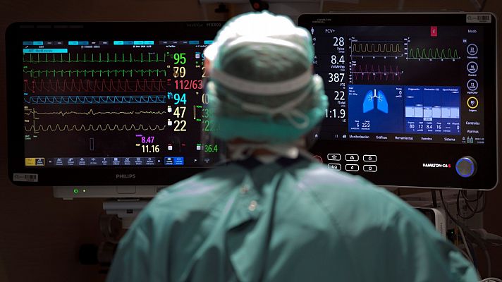 Telediario 1 - Visita a una UCI para concienciar sobre el coronavirus