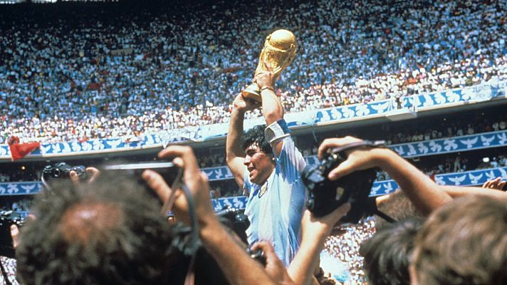 Maradona: "Mi primer sueño es jugar un mundial. Y el segundo, ganarlo"
