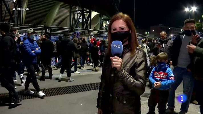 Telediario 1 - Los napolitanos también lloran la muerte de su ídolo Maradona