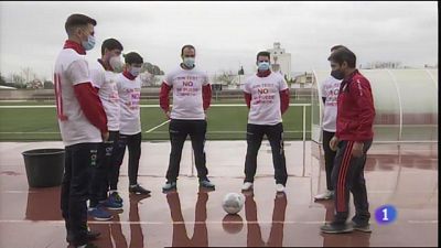 Protesta para pedir test en las categoras de ftbol modestas