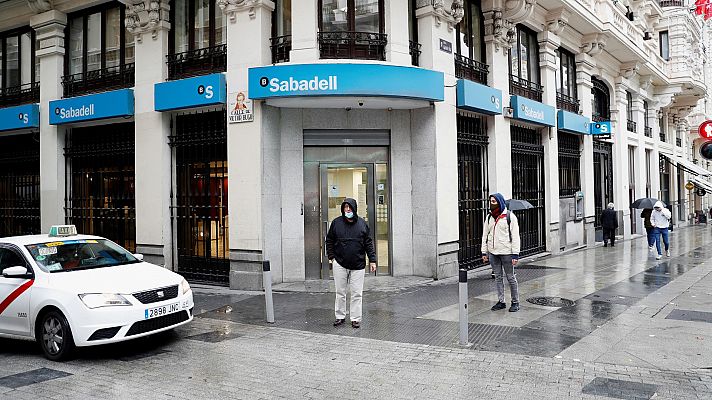 Telediario 1 - Banco Sabadell y BBVA cancelan su fusión