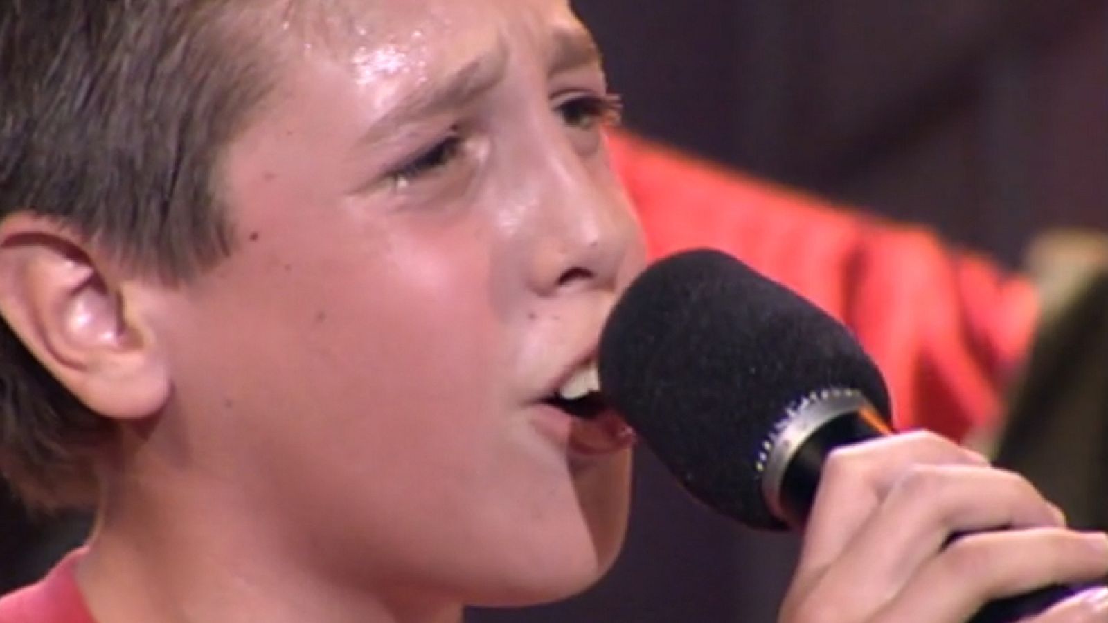 EuroJunior 2005 - Antonio José Sánchez triunfa con "Te traigo flores"